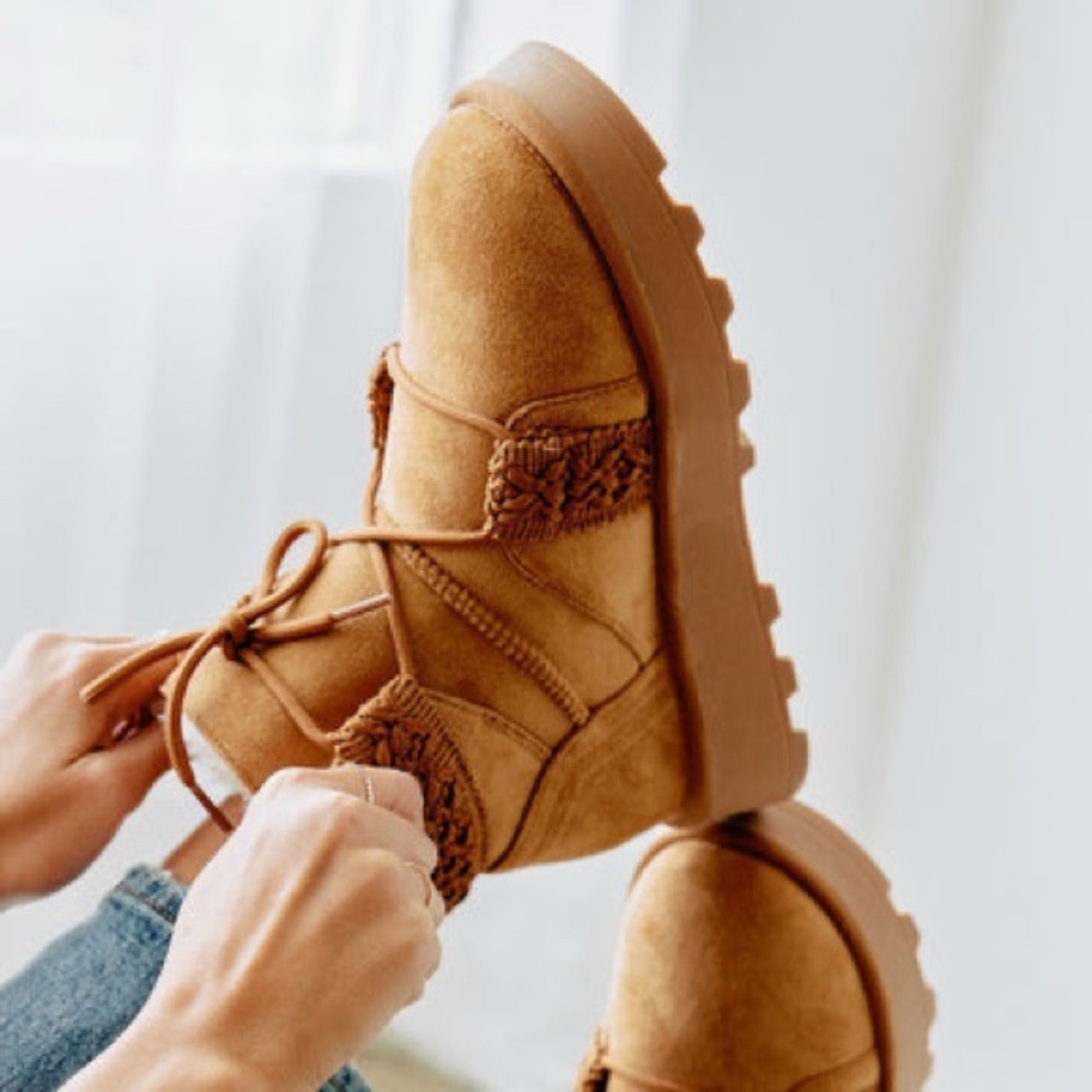 Women's Tan Ankle Boots